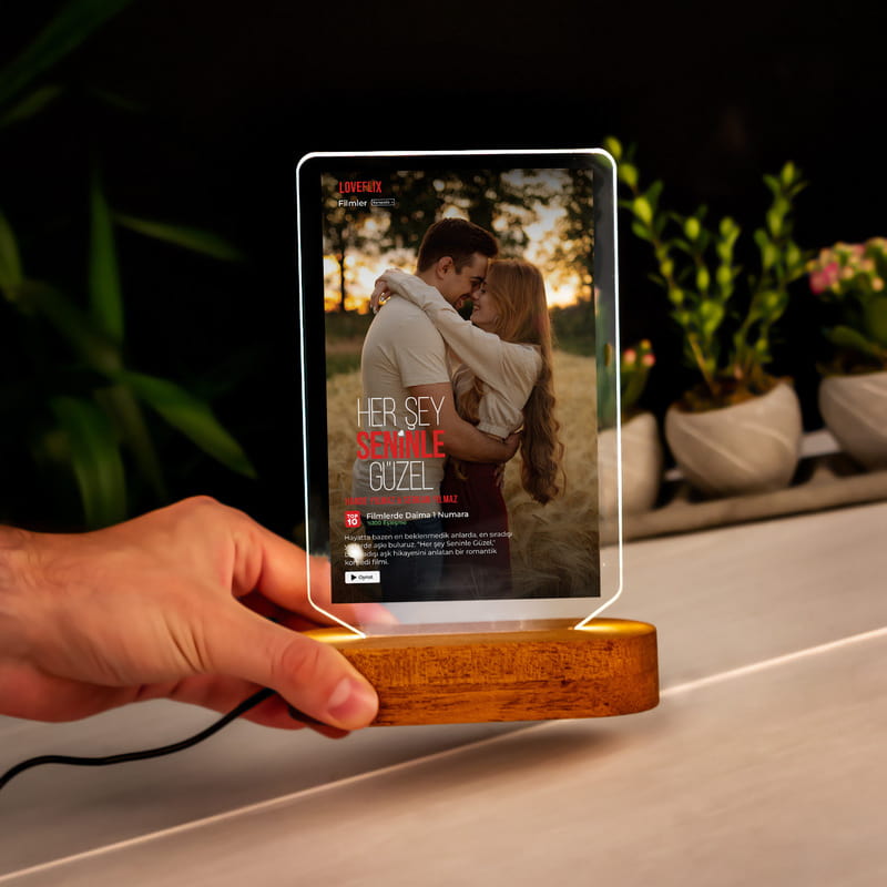 Kişiselleştirilebilir Her Şey Seninle Güzel Lovestory Led Lamba