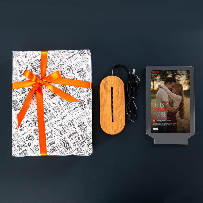 Kişiselleştirilebilir Her Şey Seninle Güzel Lovestory Led Lamba