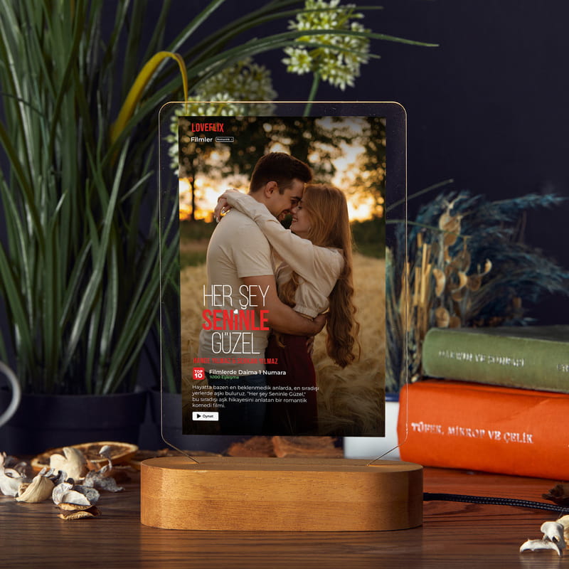 Kişiselleştirilebilir Her Şey Seninle Güzel Lovestory Led Lamba