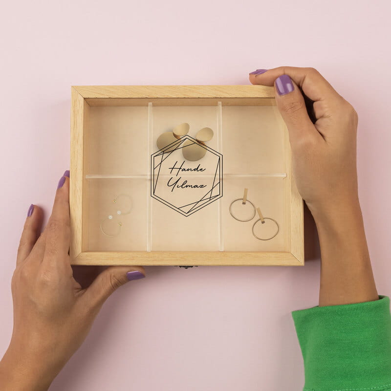 Kişiye Özel Ahşap Aksesuar Düzenleyici - Unisex Takı Kutusu
