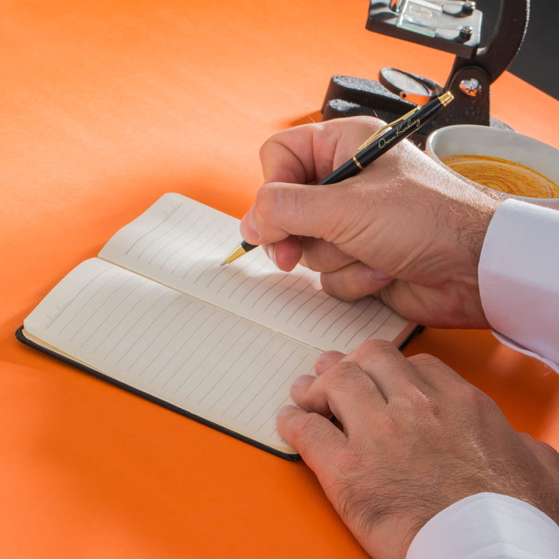 Kişiye Özel Defter Kalem Telefon Tutucu Anahtarlık Hediye Seti