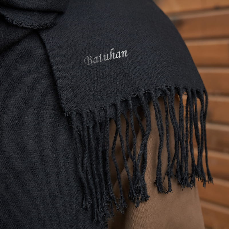 Kişiye Özel İsim Nakışlı Erkek Atkısı