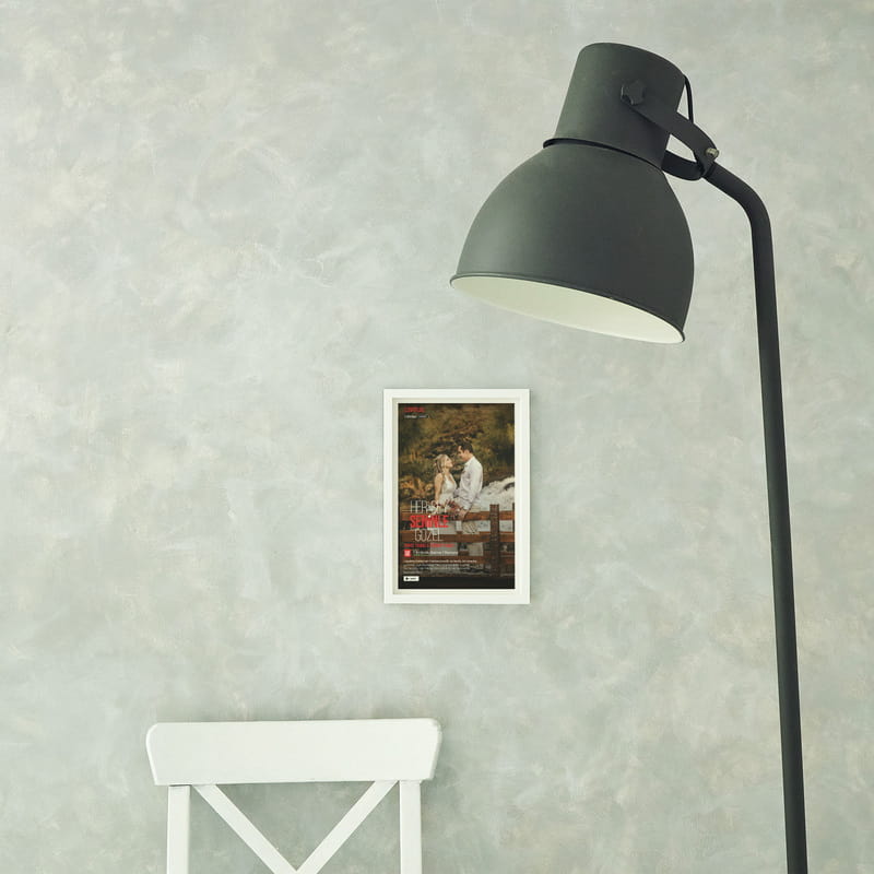 Kişiye Özel Lovestory Tasarımlı Kendinden Yapışkanlı Çerçeve - 20x30