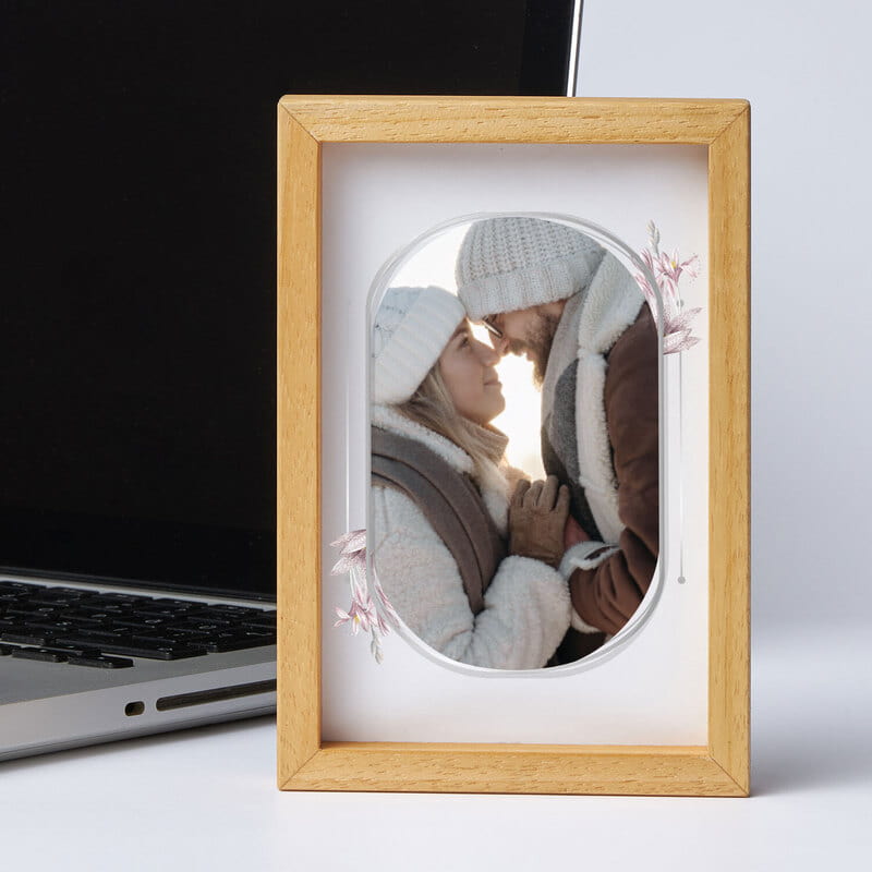 Kişiye Özel Suluboya Floral Ahşap Fotoğraf Çerçevesi