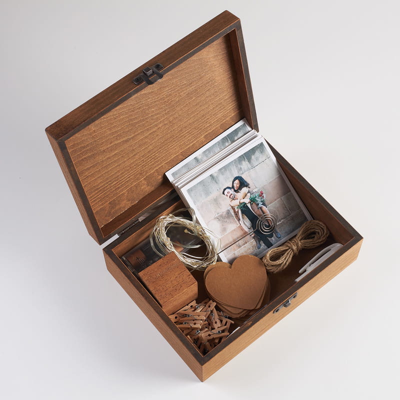 Led Işık Fotoğraf Askısı Hediyeli Mutlu Yıllar Fotoğraf Kutusu - 10x10 Fotoğraf Baskılı