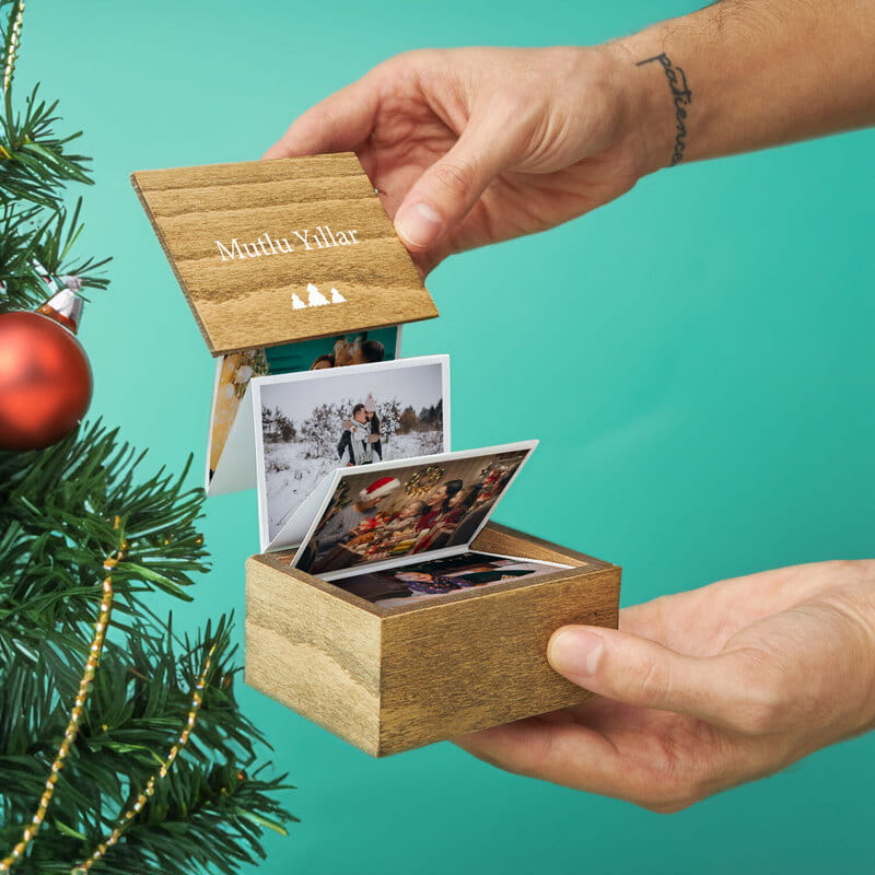 Minimal Yeni Yıl Hediyesi 14 Fotoğraflı Akordiyon Ahşap Kutu