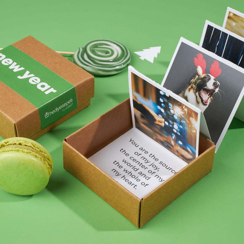 New Year Mesajlı Açılır Akordiyon Fotoğraf Kutusu