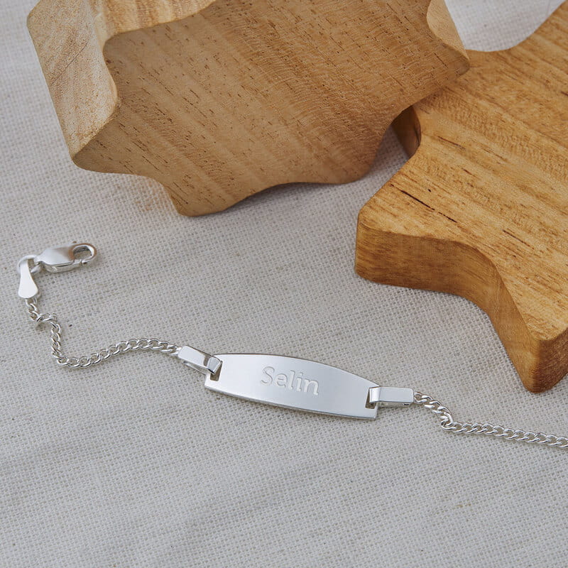 Oval Kesim Gümüş İsimli Bebek Künyesi