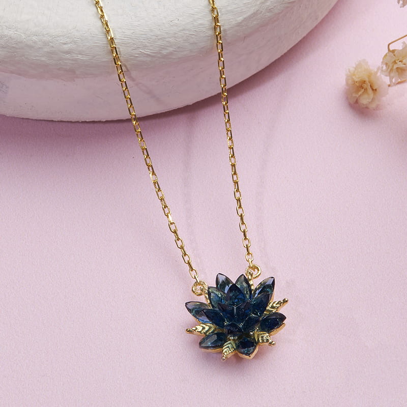 Özel Seri Lotus Çiçeği Gümüş Kolye