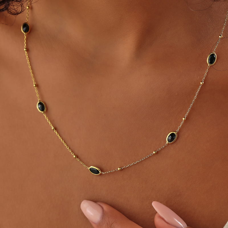 Siyah Zirkon Taşlı Gümüş Kolye