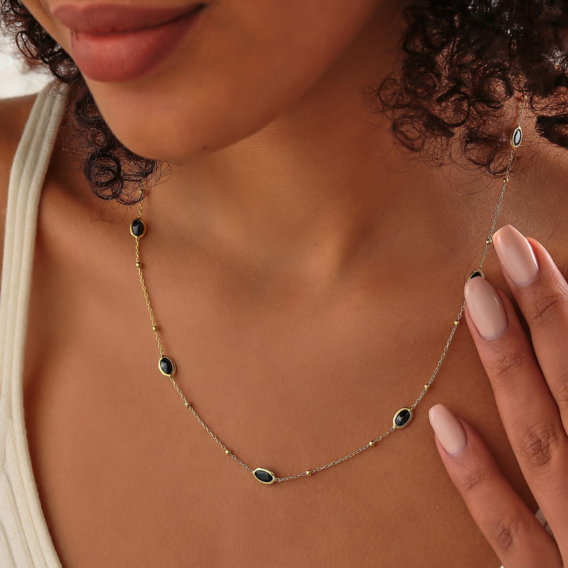 Siyah Zirkon Taşlı Gümüş Kolye