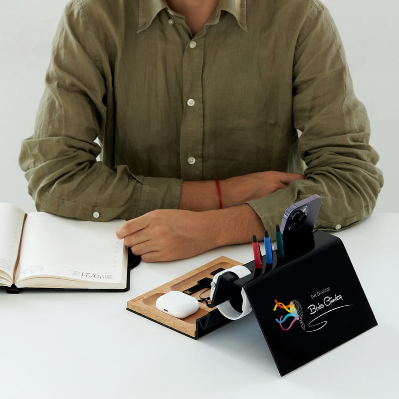 Tasarımcılar İçin İsim Özelleştirmeli Masaüstü Düzenleyici