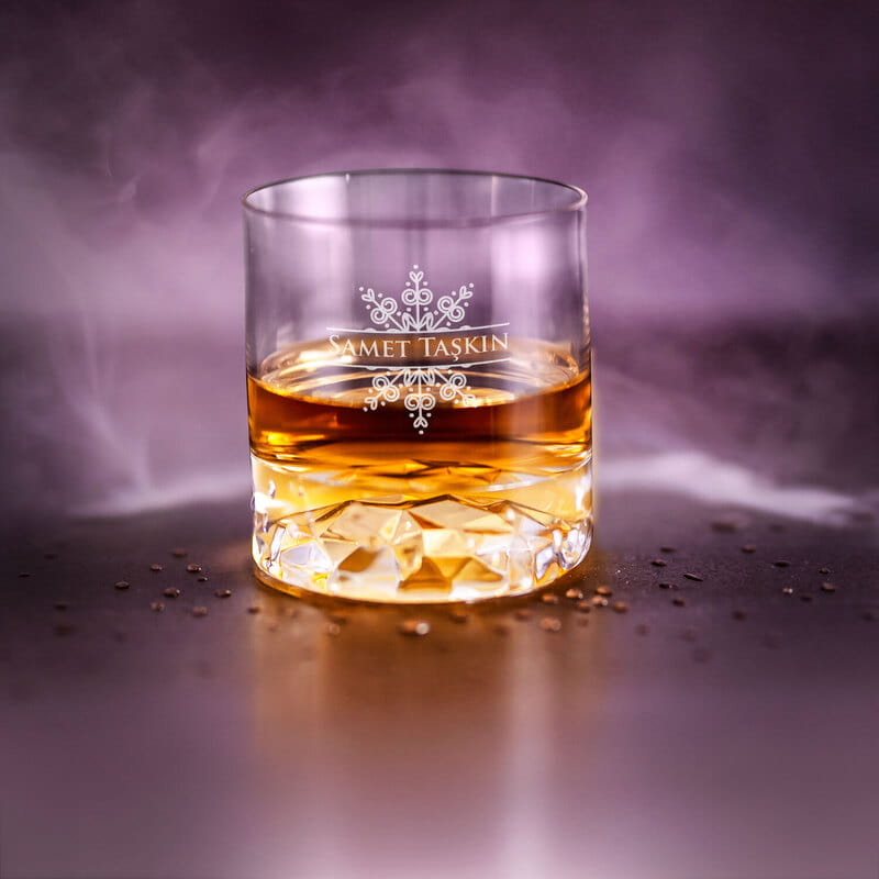 Yeni Yıl Çizgisel Tasarımlı Özelleştirilebilir İkili Viski Kadeh Seti