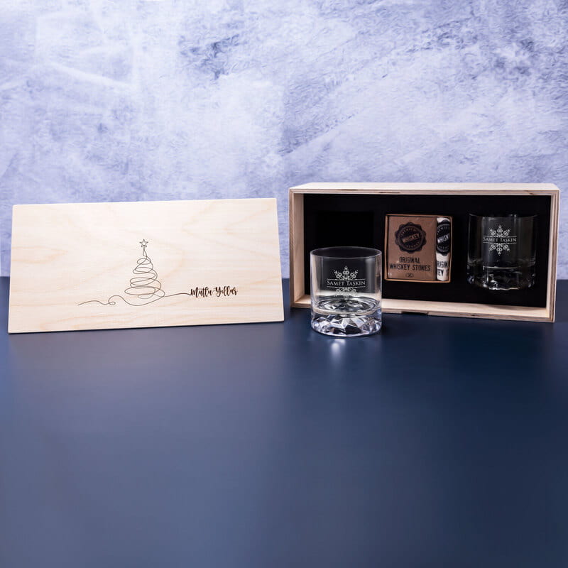 Yeni Yıl Çizgisel Tasarımlı Özelleştirilebilir İkili Viski Kadeh Seti