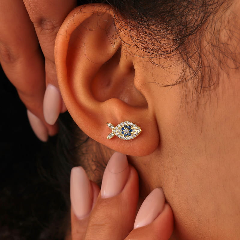 Zirkon Taşlı Balık Figürlü Nazar Küpesi