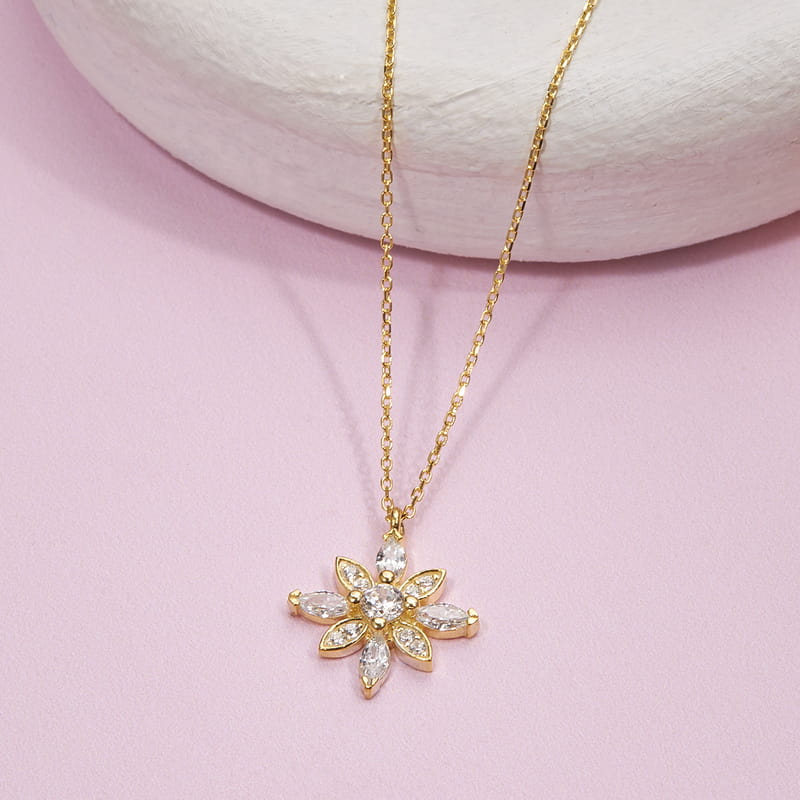 Zirkon Taşlı Yaşam Çiçeği Gümüş Kolye