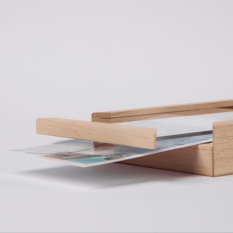 30 Fotoğraflı Çoklu Anı Masaüstü Fotoğraf Kutusu