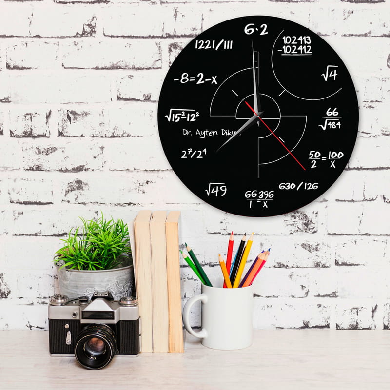 Arkadaşa Hediye Matematik Duvar Saati