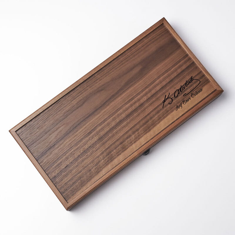 Atatürk İmzalı Kişiye Özel Ceviz Tavla Takımı