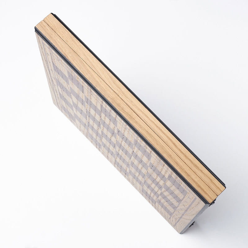 Baba İsim ve Mesaj Özelleştirmeli Kapaklı Satranç Takımı - Meşe Kaplama