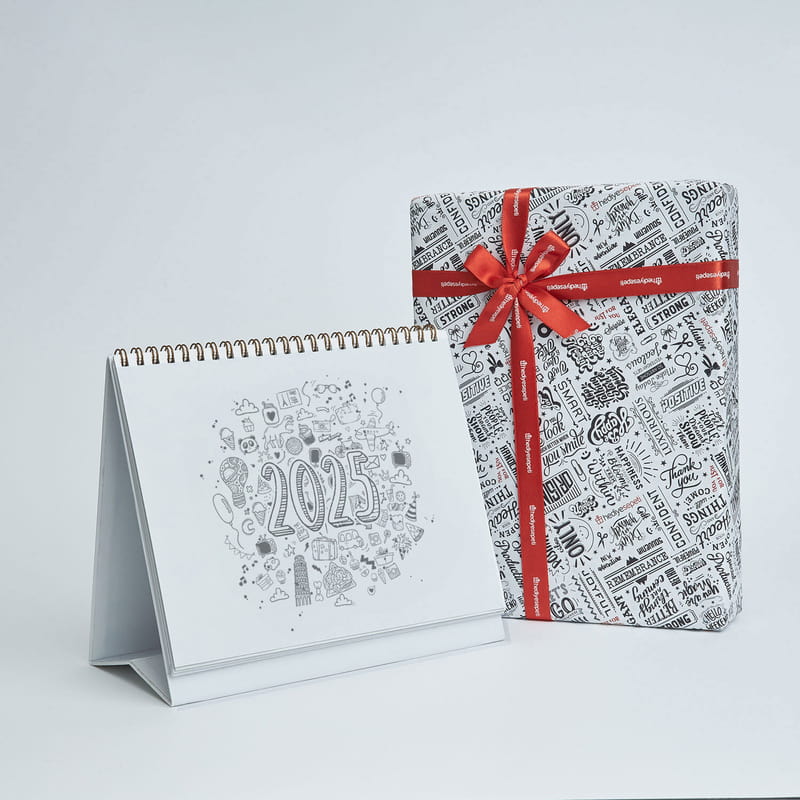 İnteraktif Sticker Hediyeli Fotoğraf Baskılı 2026 Masaüstü Takvim