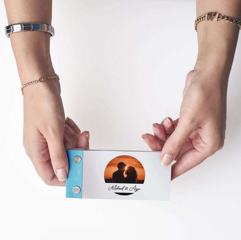 İsim ve Fotoğraf Özelleştirmeli Hareketli Flip Book