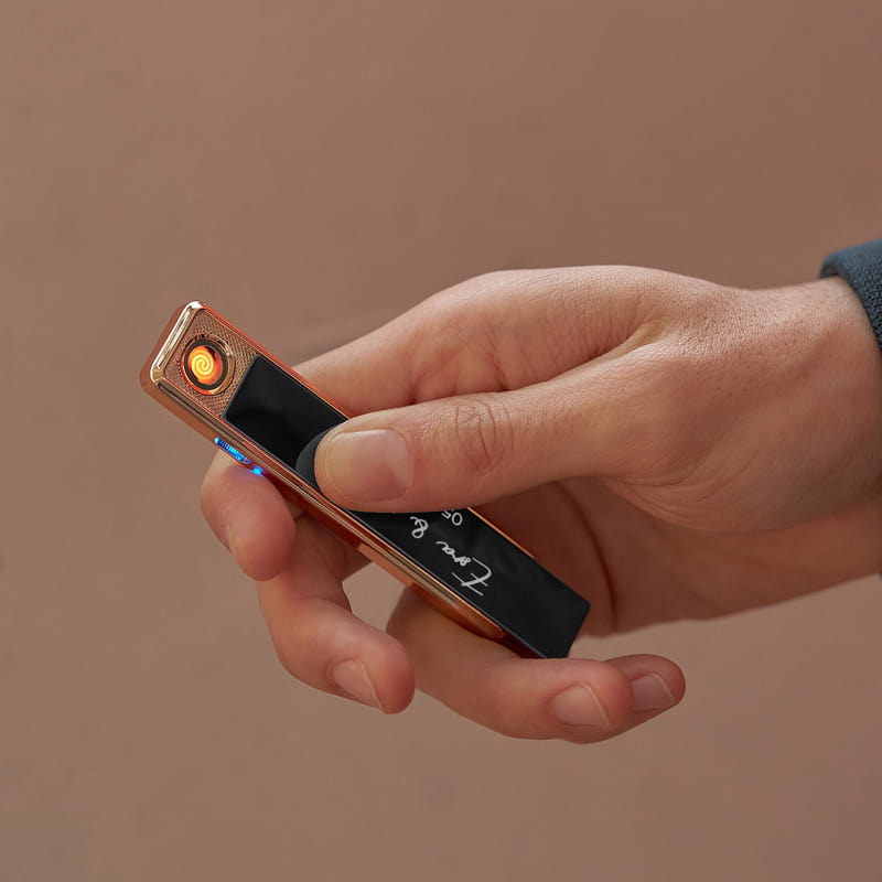 İsim ve Tarih Yazılı Şarj Edilebilir Elektrikli Çakmak