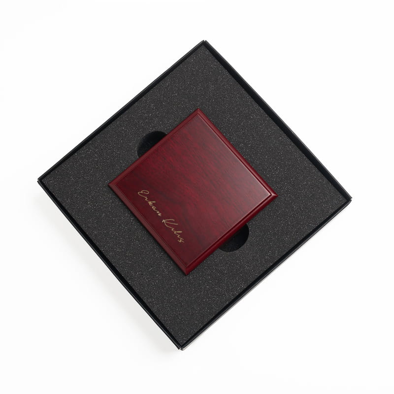 İsme Özel Ahşap Kutusunda Gold Pusula