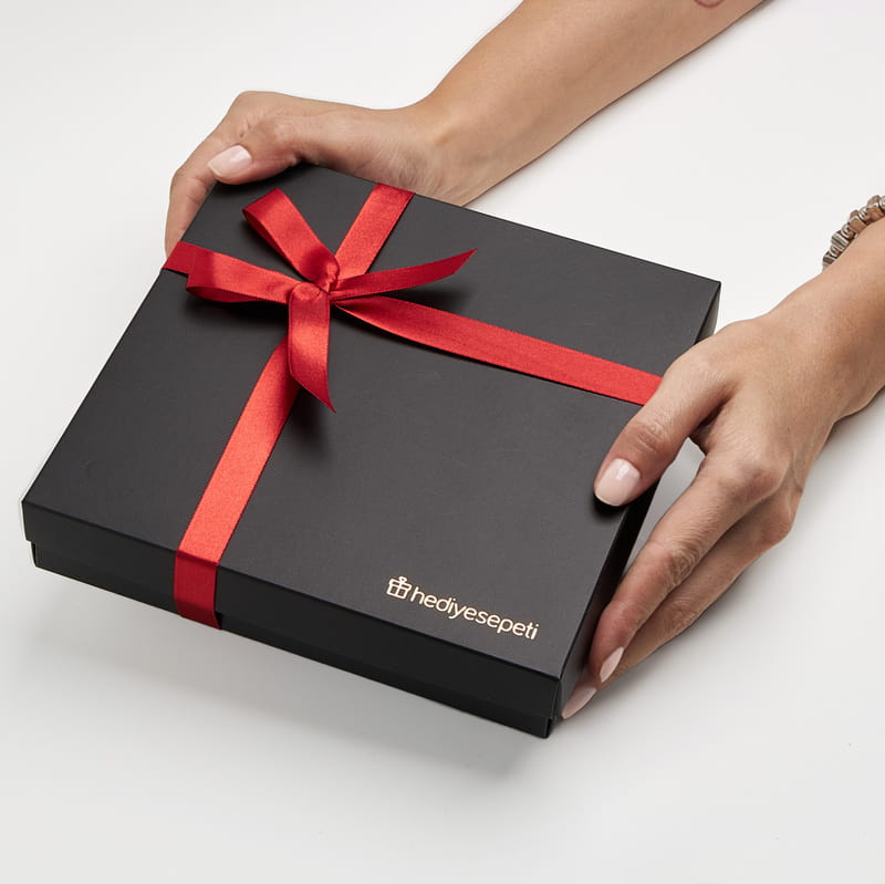 Kalpli Çikolatalı Gümüş Kolye Hediye Seti