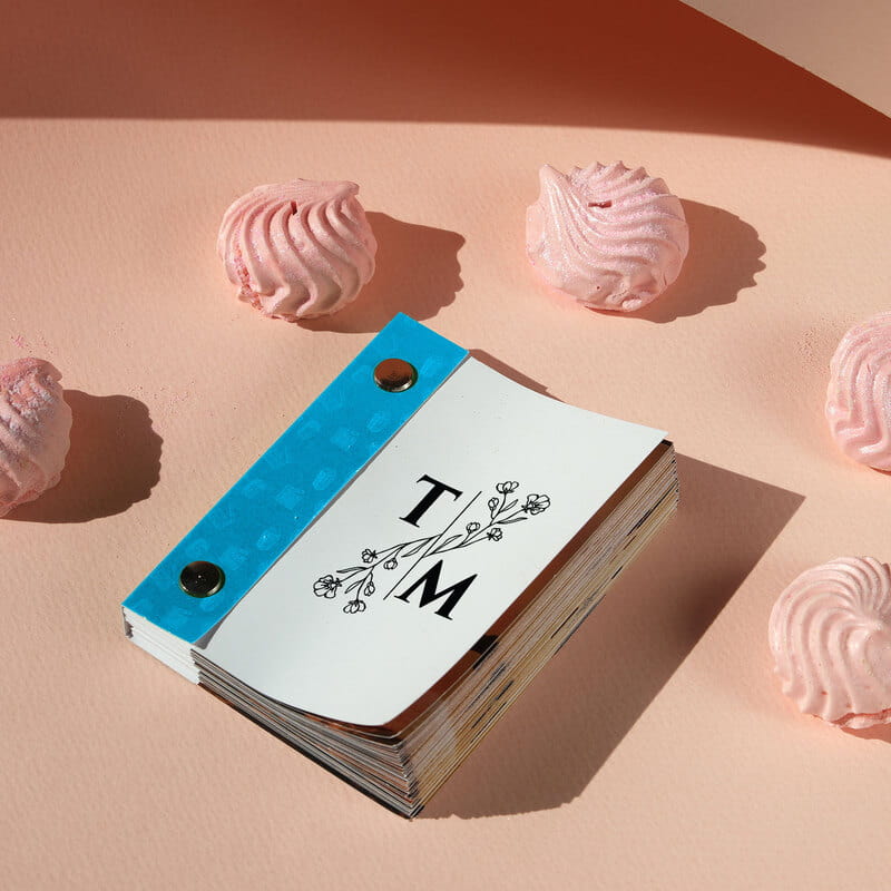 Kapak Harf Özelleştirmeli Çiftlere Hediye Hareketli Anı Kitabı