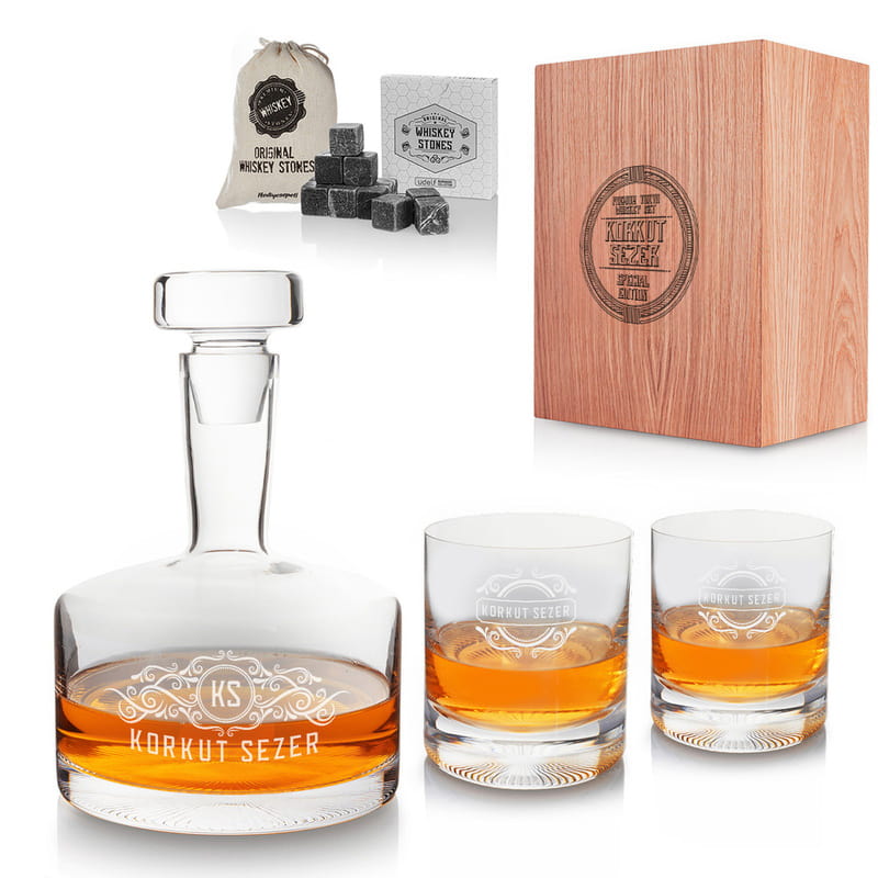 Kişiye Özel Ahşap Kutulu Tokyo Viski Seti