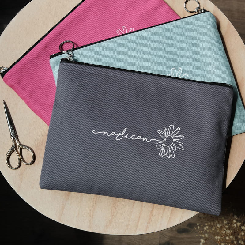 Papatya İsimli Makyaj Çantası