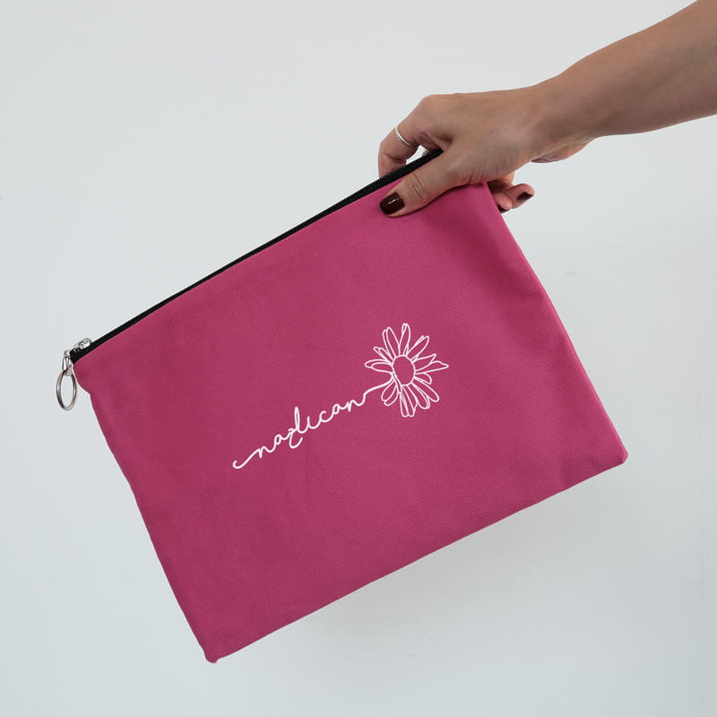 Papatya İsimli Makyaj Çantası