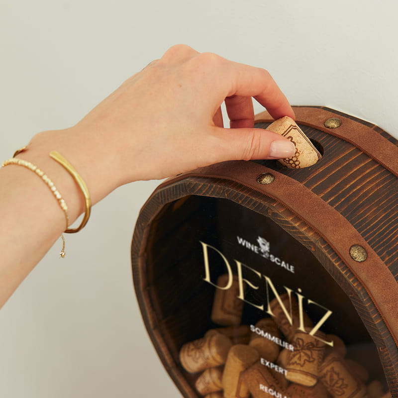 Şarap Skala Hedefli İsme Özel Şarap Mantar Kutusu