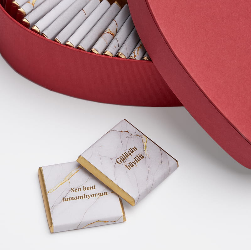 Sevgili Hediyesi 48 Adet Sevgi Mesajlı Çikolata