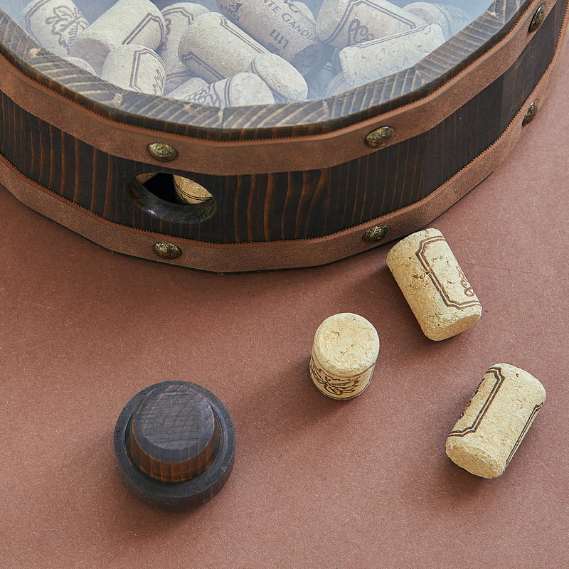 Sevgililere Özel Şarap Mantarı Koleksiyon Kutusu