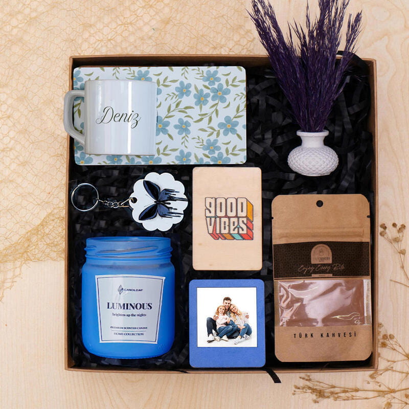 Sunumlu Fincan Kahve Çiçek Çerçeve Mum Anahtarlık Hediye Kutusu