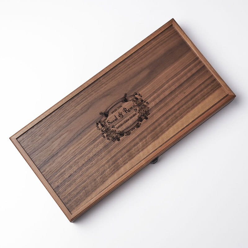 Tavla Sever Çiftlere Özel Havuzlu Ceviz Tavla Seti