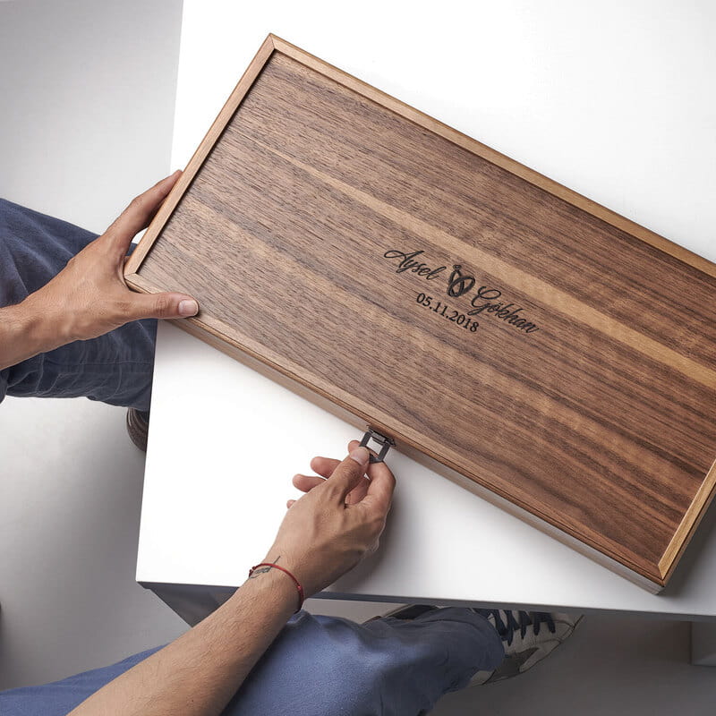 Yıl Dönümü Özel Çift İsimli Ceviz Tavla Seti