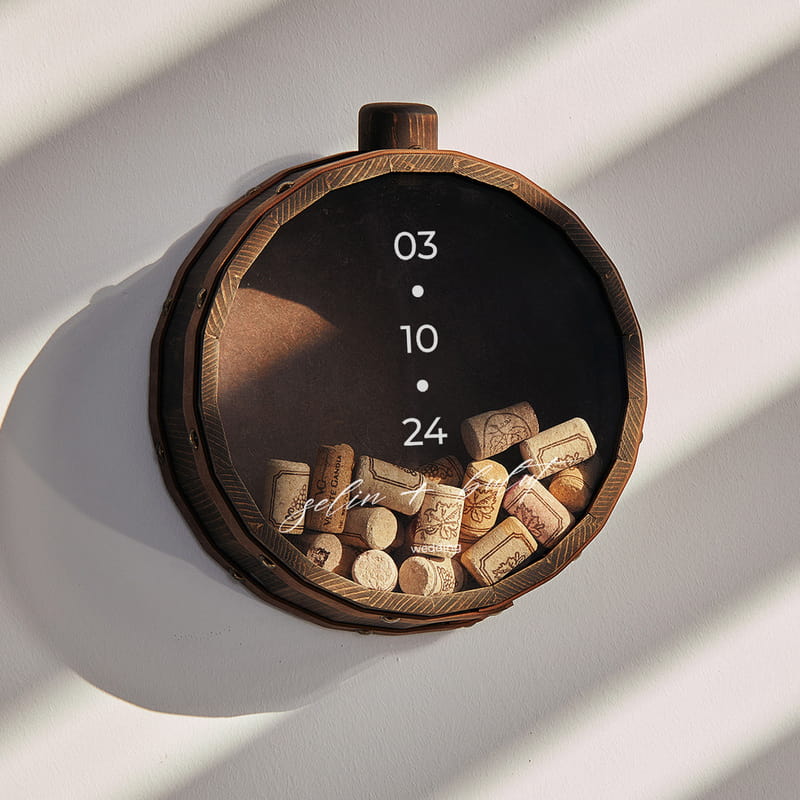 Yıldönümü Tarih Yazılı İsme Özel Dekoratif Fıçı Şarap Mantar Kutusu