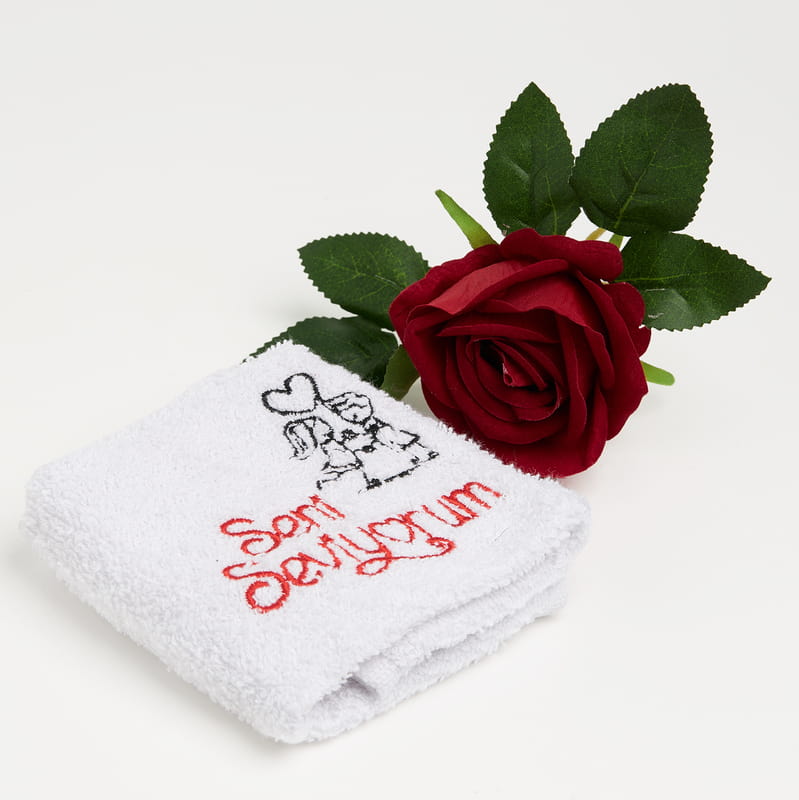 100 Dil Seni Seviyorum Gümüş Kolyeli Romantik Hediye Kutusu