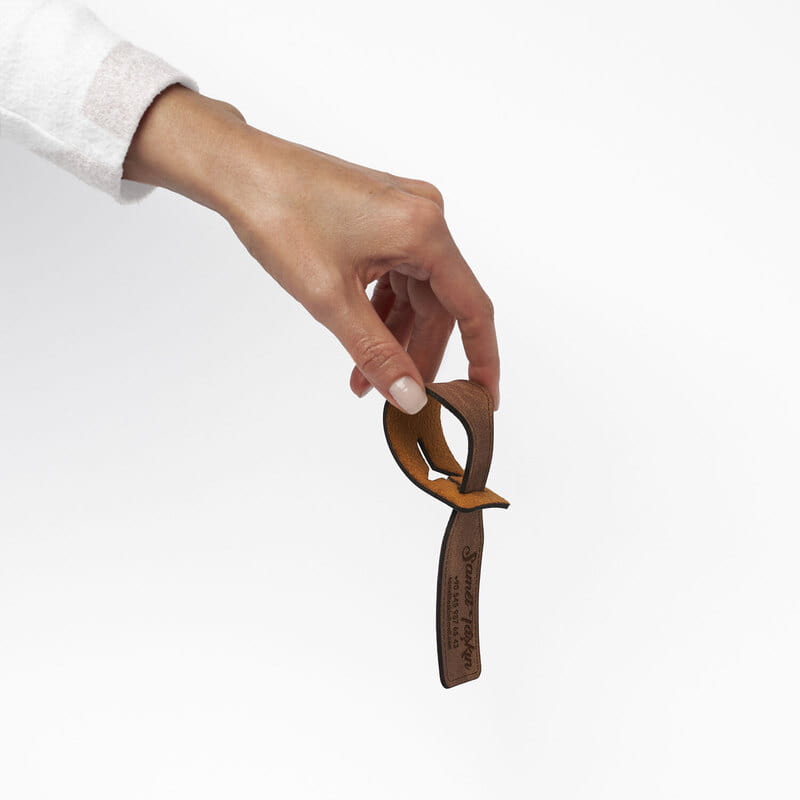 2'li İsme Özel Deri Bavul İsimliği