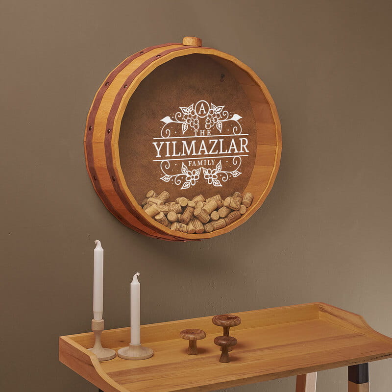 Aile İsmi Motifli Dekoratif Fıçı Şarap Tıpası Saklama Kutusu