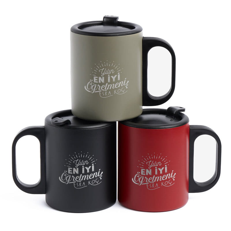 Arkadaşa Yılın En İyi Öğretmeni Mesajlı Kişiye Özel Bardak Termos