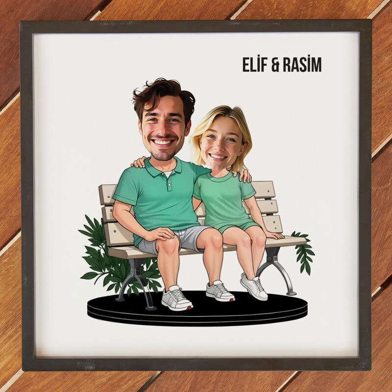 Bankta Oturan Çift Karikatür Tasarımlı Kişiye Özel Çerçeve