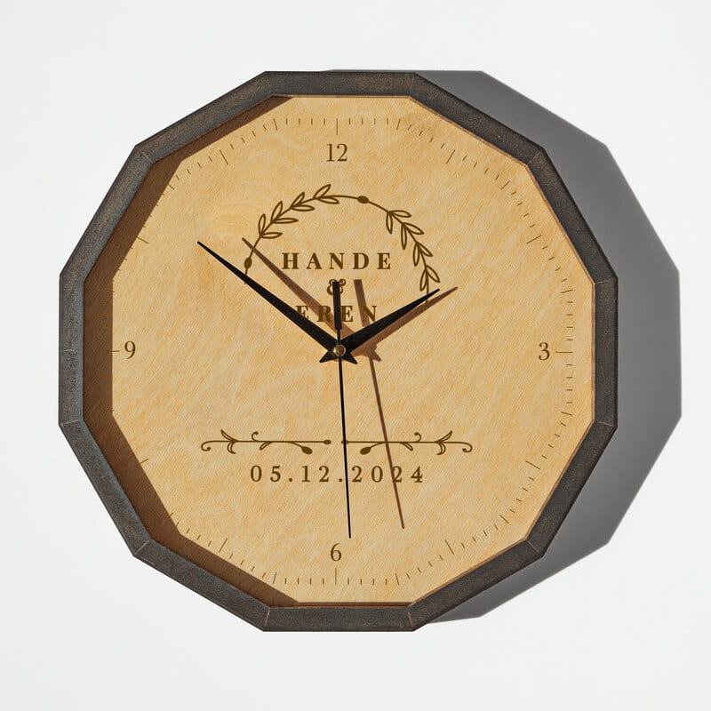 Çiftlere Özel Ahşap Dekoratif Duvar Saati