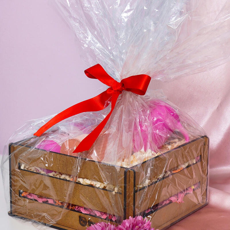 Derin Mavilerde Saklı Mutluluk: İsme Özel Hediye Kutusu