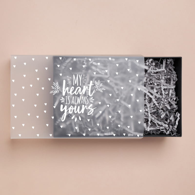 Dubai Çikolatalı Kişiye Özel Romantik Hediye Kutusu