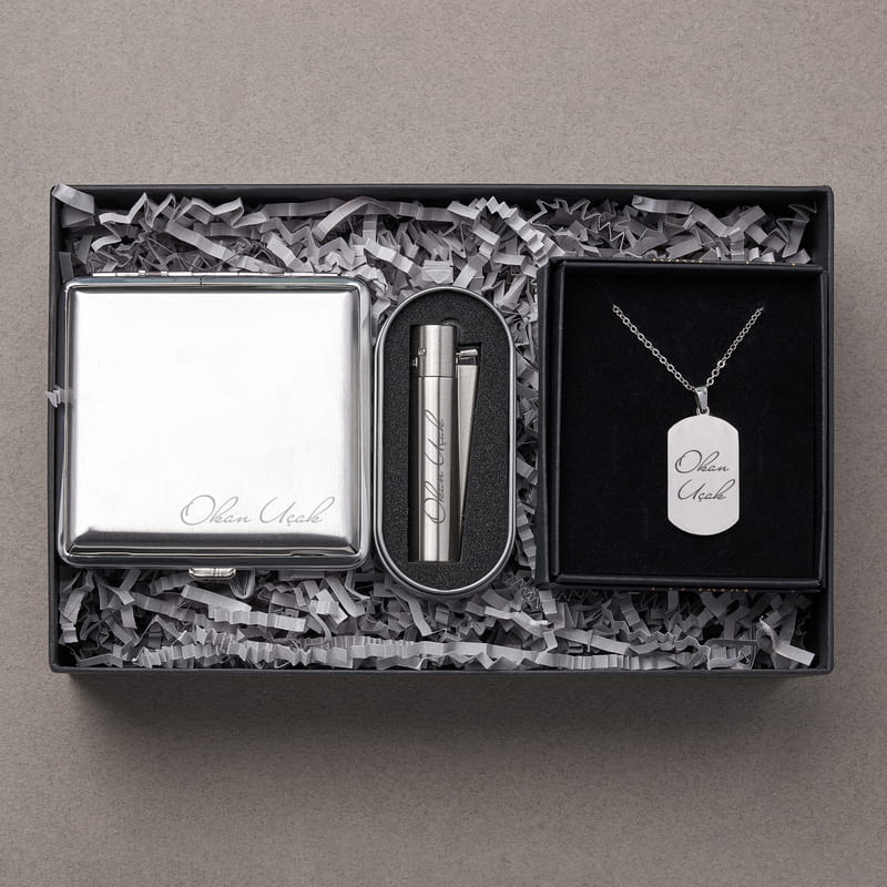 Erkek Hediye Seti - İsme Özel Çakmak Tabaka Künye Seti
