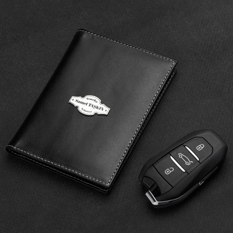 Gezginlere Özel Gümüş Rozet İsimli Deri Ruhsat Kabı